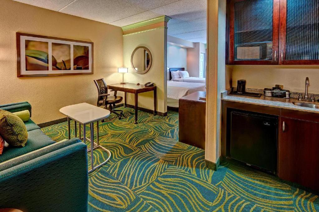 Springhill Suites Norfolk Old Dominion University Extérieur photo