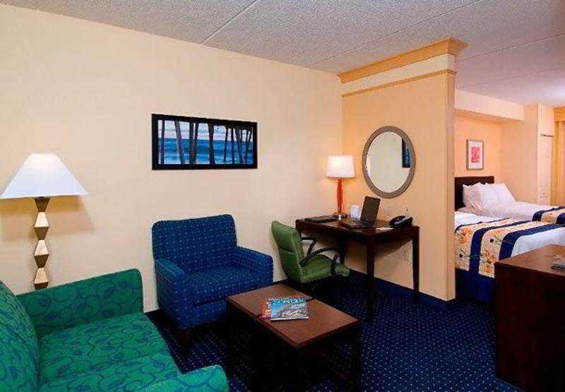 Springhill Suites Norfolk Old Dominion University Extérieur photo